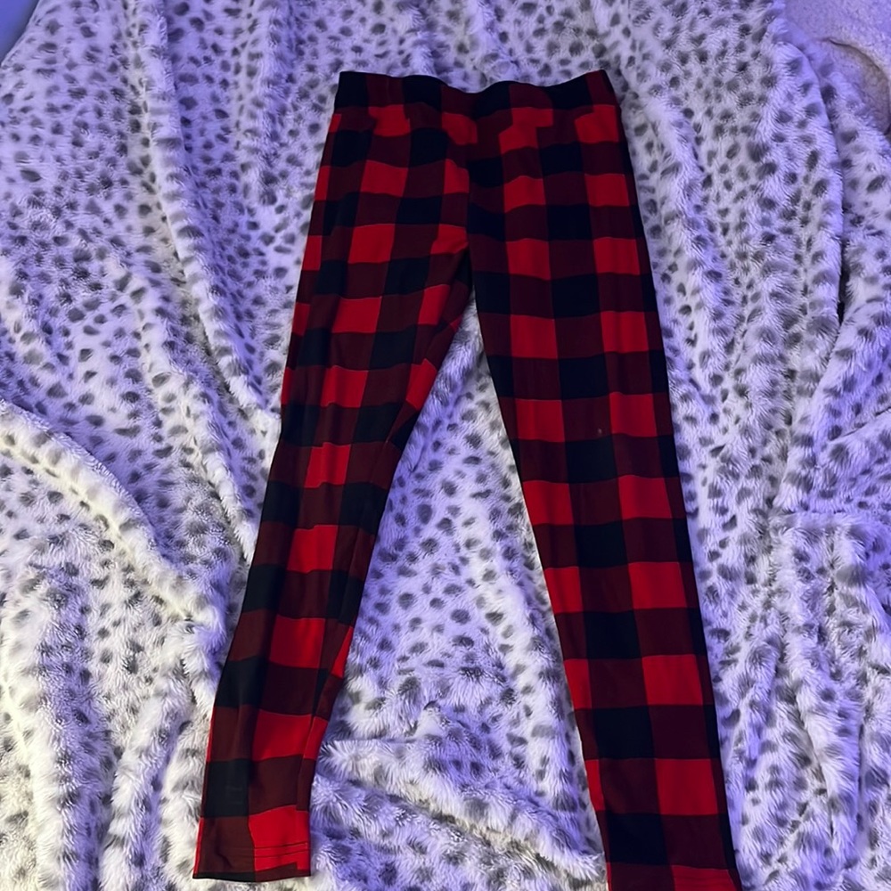Red and black plaid legging, size S-M, Brand: Holiday Time